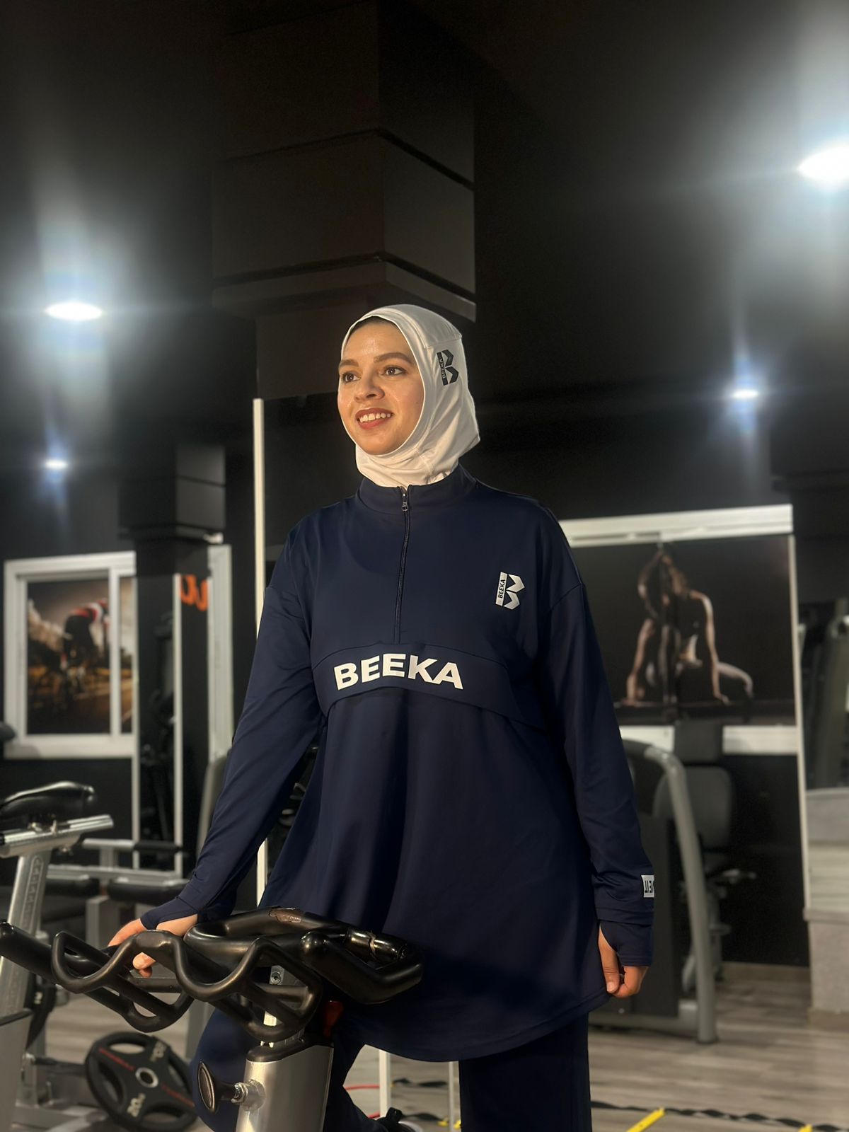 Ensemble VIBE – Liberté de Mouvement & Élégance Sportive Bleu