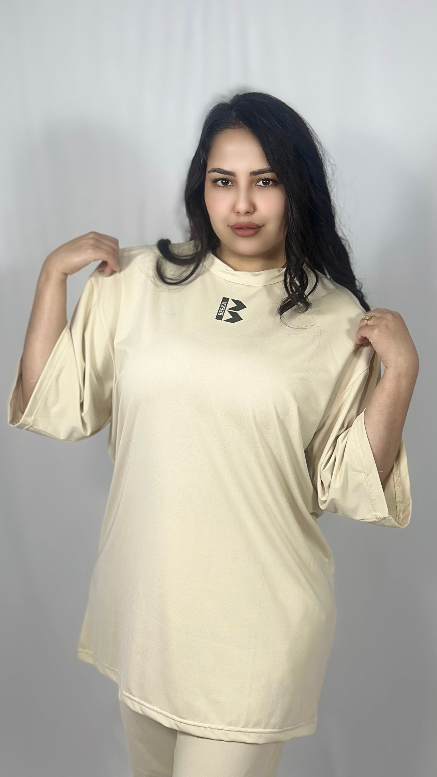 T-shirt Oversize BEEKA – Liberté de Mouvement et Style Assuré